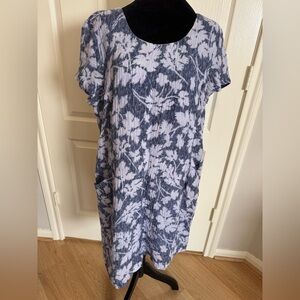 J. Jill Blue and White Floral Short-Sleeve Shift Dress